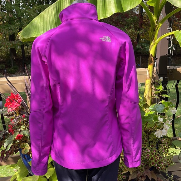 North Face Jacket - Picture 5 of 15